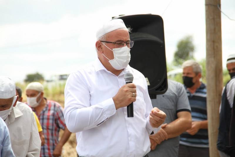 İmam baba, oğlunun cenazesini yıkadı, namazını kıldırdı 21
