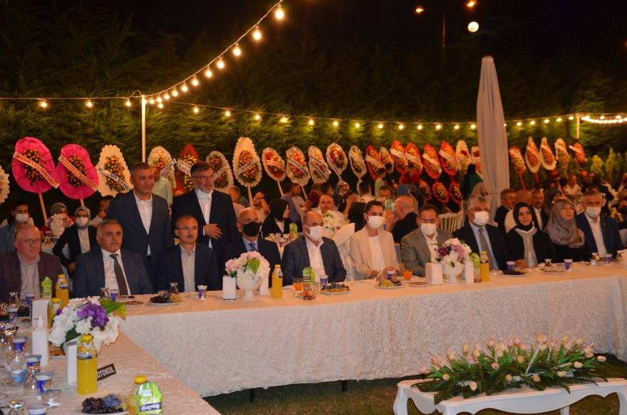 Sümeyye & Ömer Faruk İşbilir mutluluk dolu yıllara yelken açtı 21