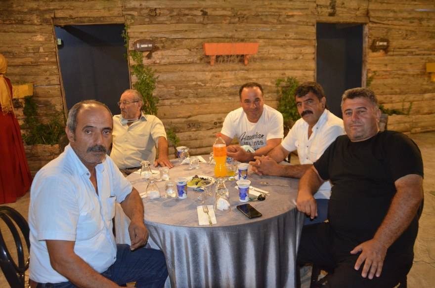 Bu düğünde çiçek AFAD'a bağış yapıldı 27