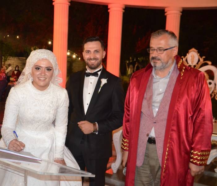 Bu düğünde çiçek AFAD'a bağış yapıldı 30