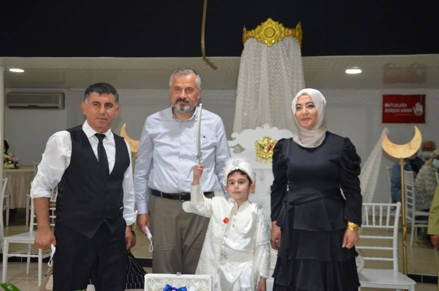 Yusuf Muhammed Ceylan’a sünnet merasimi düzenlendi 15