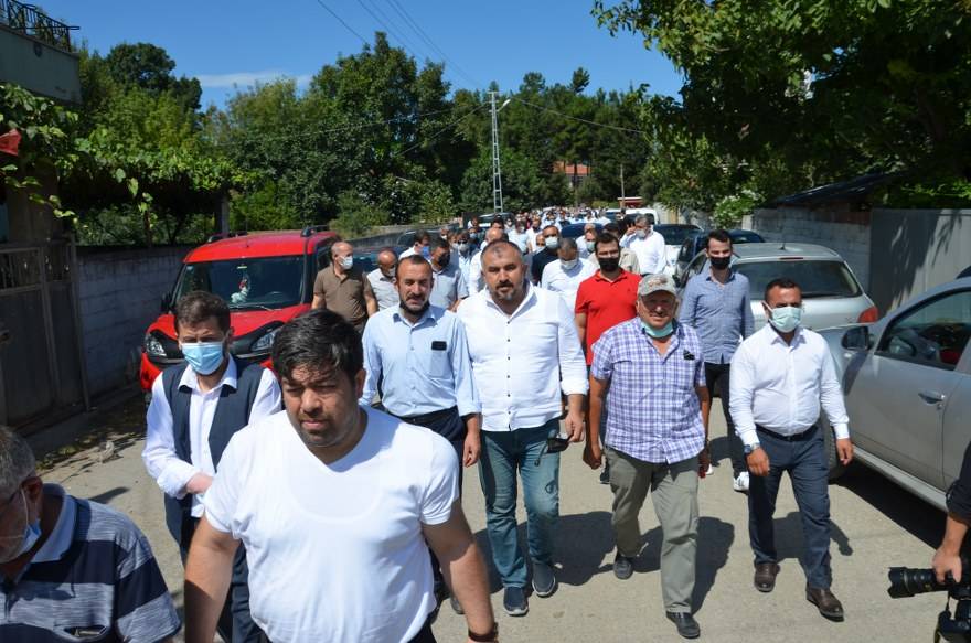 Aşçı ailesinin acı günü! asırlık çınar Hacı Hanife Aşçı dualarla defnedi 22