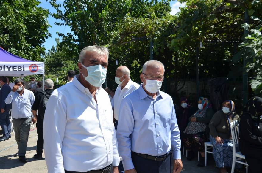 Aşçı ailesinin acı günü! asırlık çınar Hacı Hanife Aşçı dualarla defnedi 26