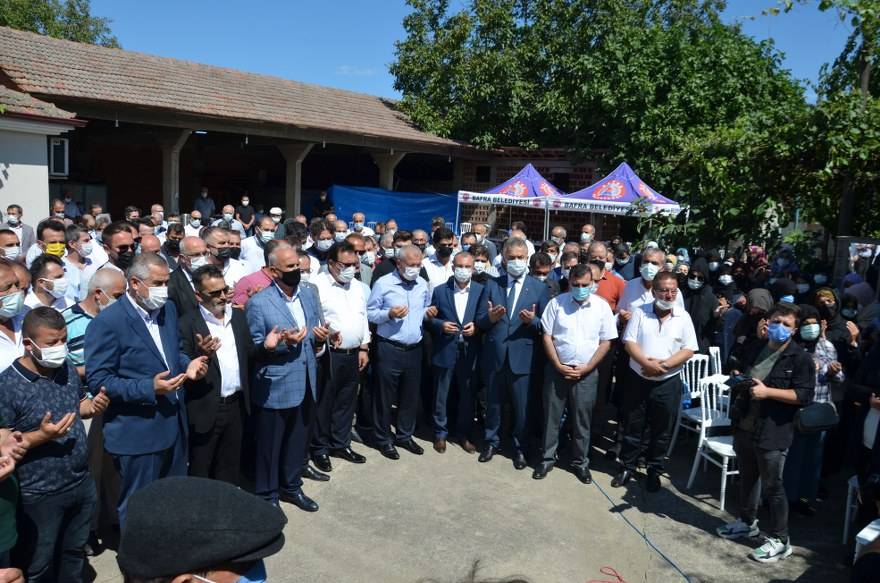 Aşçı ailesinin acı günü! asırlık çınar Hacı Hanife Aşçı dualarla defnedi 36