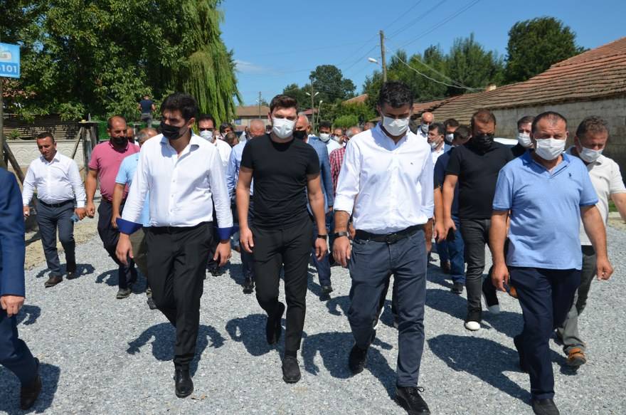 Aşçı ailesinin acı günü! asırlık çınar Hacı Hanife Aşçı dualarla defnedi 46