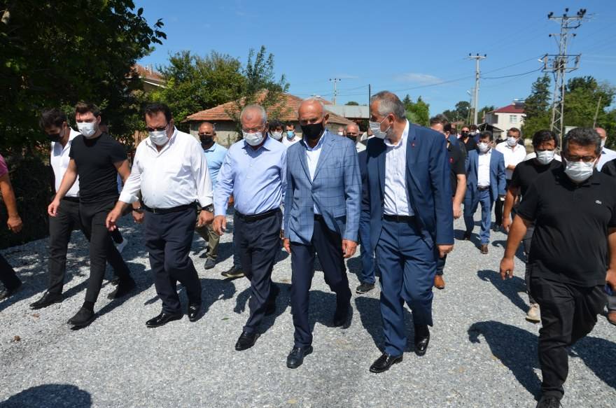 Aşçı ailesinin acı günü! asırlık çınar Hacı Hanife Aşçı dualarla defnedi 47