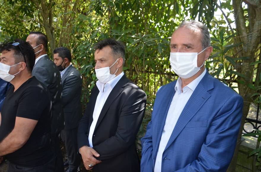 Aşçı ailesinin acı günü! asırlık çınar Hacı Hanife Aşçı dualarla defnedi 67