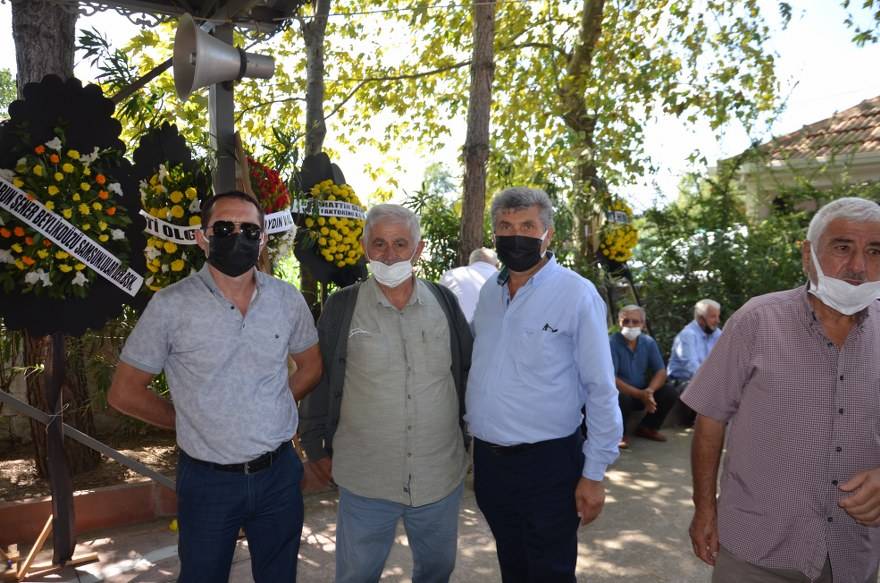 Aşçı ailesinin acı günü! asırlık çınar Hacı Hanife Aşçı dualarla defnedi 70