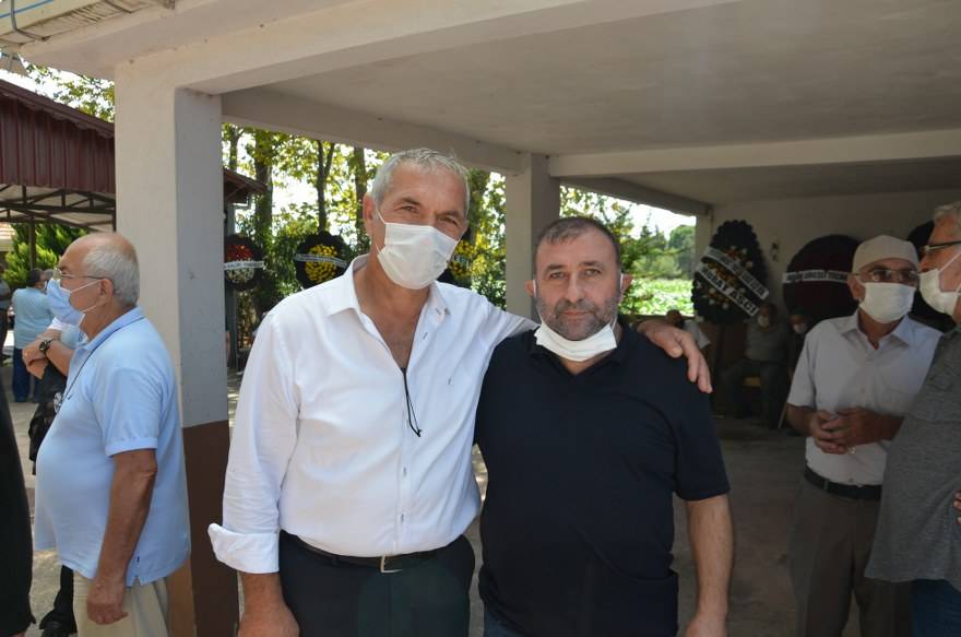 Aşçı ailesinin acı günü! asırlık çınar Hacı Hanife Aşçı dualarla defnedi 72