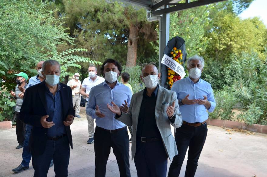Aşçı ailesinin acı günü! asırlık çınar Hacı Hanife Aşçı dualarla defnedi 75