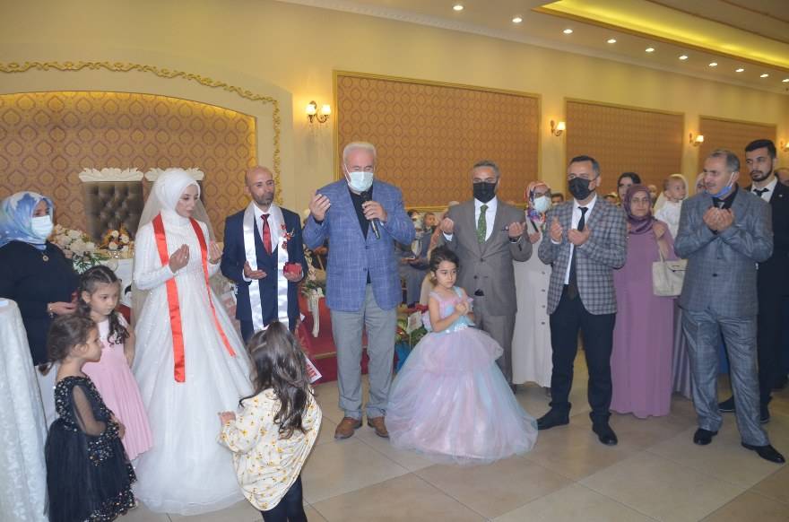 Fahriye & Efrahim ömür boyu mutluluk için evet dediler 48