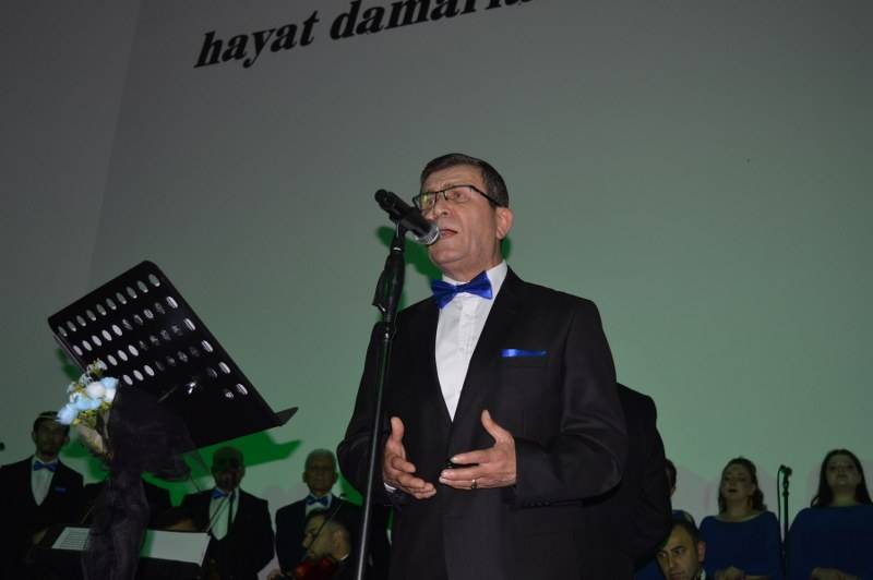 Dostlar’dan muhteşem konser 80