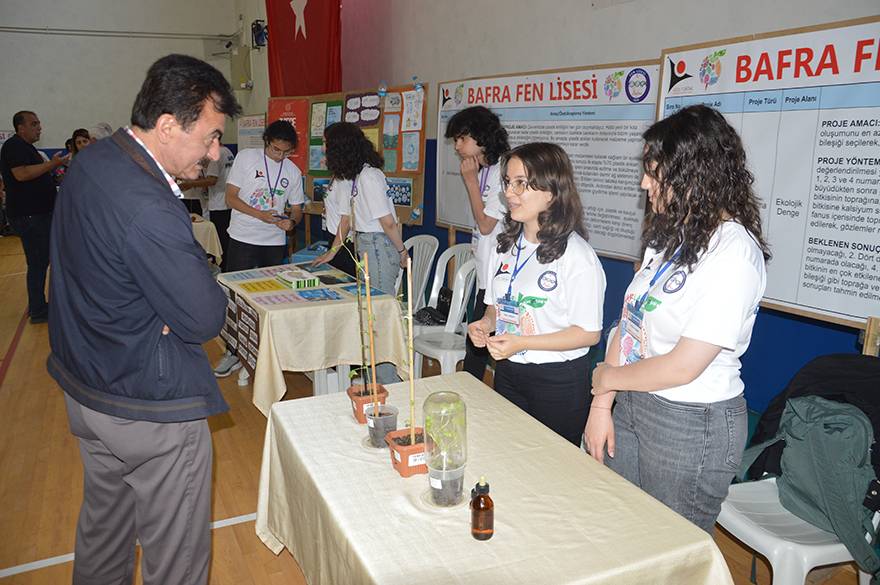 BAFRA FEN LİSESİ’NDEN TÜBİTAK 4006 BİLİM FUARI FOTO GALERİ 11