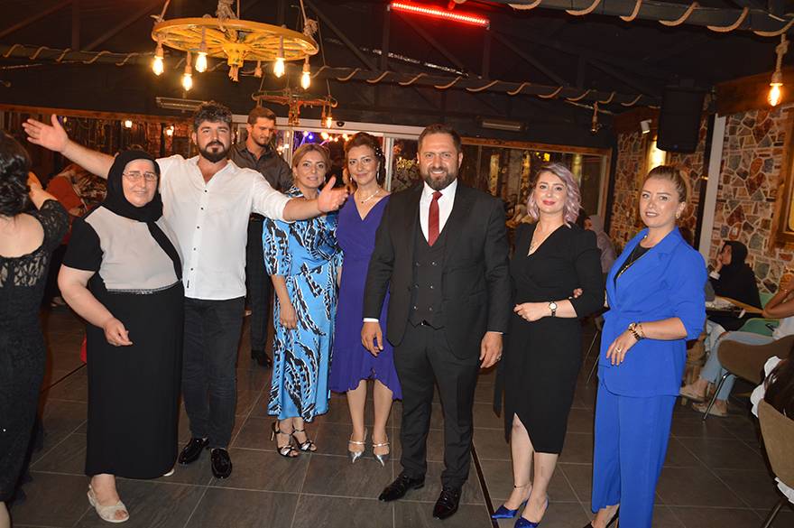 Eda Dursun&Cenker Nami Aras EvlilikYolunda İlk Adımlarını Attılar &q 21