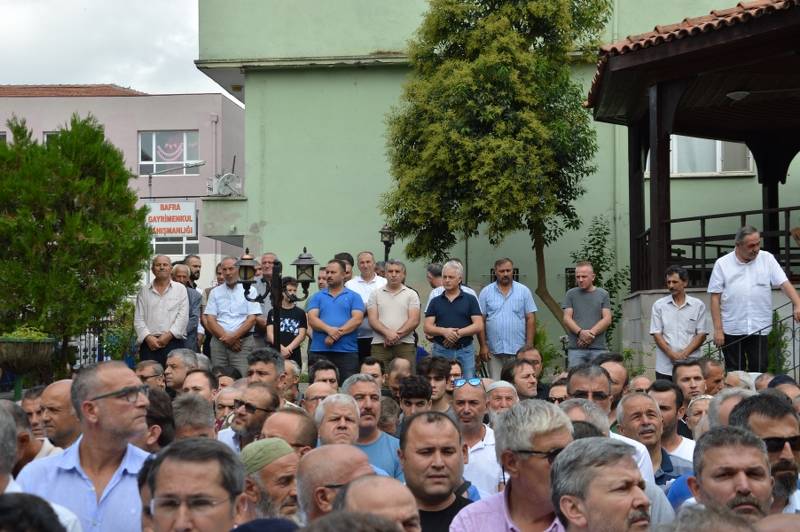 Çağlar Yıldız Ebediyete Uğurlandı 24