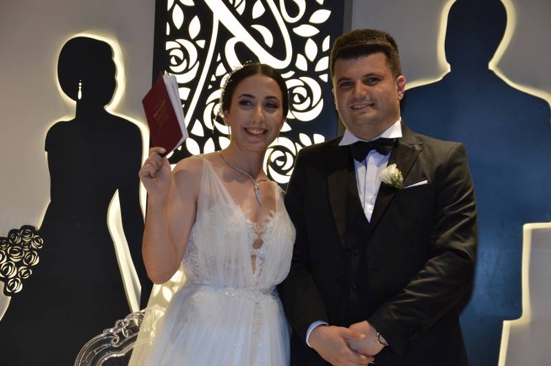 Canan & Hakan Akbulut foto galeri 48