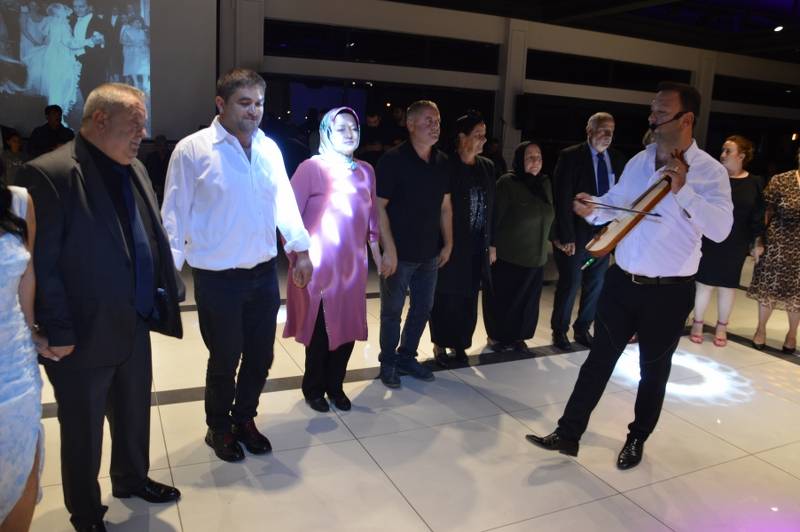Canan & Hakan Akbulut foto galeri 70