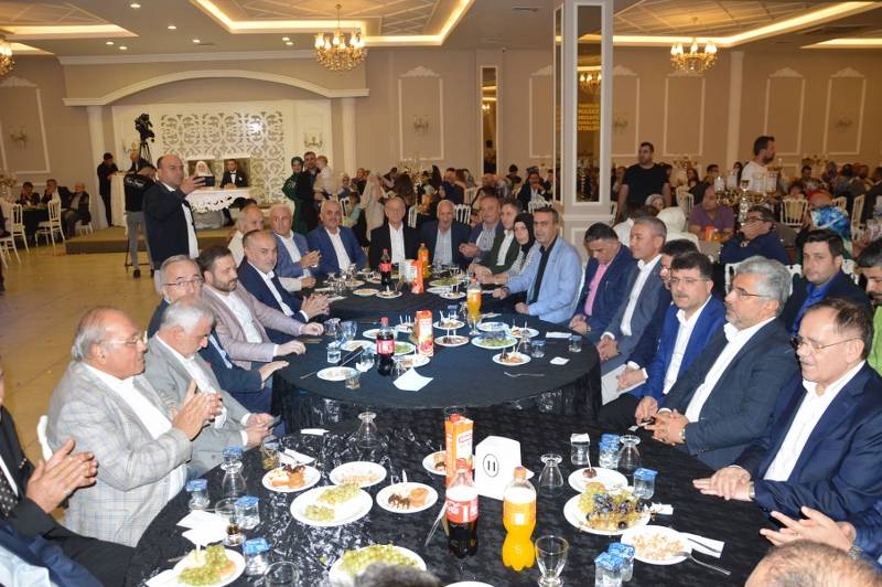 Mücella&Erhan Bülbül Mutluluk Dolu Yıllara Yelken Açtılar 17