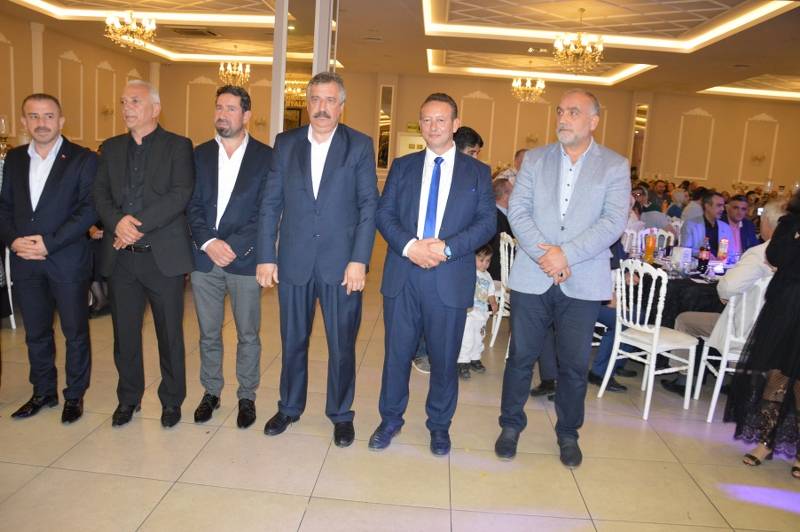 Mücella&Erhan Bülbül Mutluluk Dolu Yıllara Yelken Açtılar 39