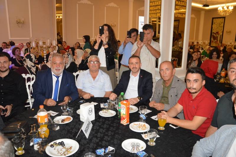 Mücella&Erhan Bülbül Mutluluk Dolu Yıllara Yelken Açtılar 70