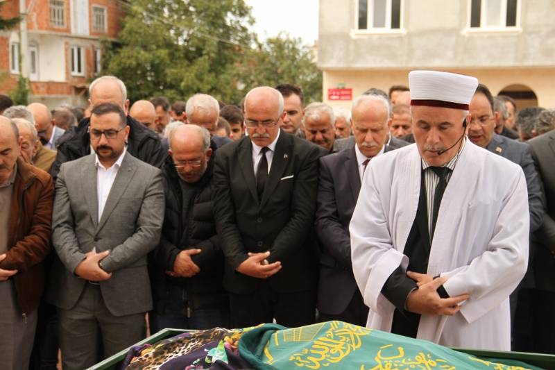 Rüya Turna Dualarla Defnedildi 26