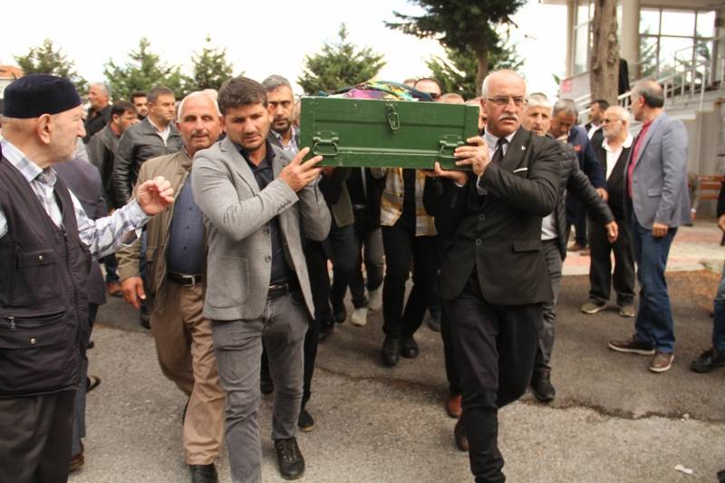 Rüya Turna Dualarla Defnedildi 29