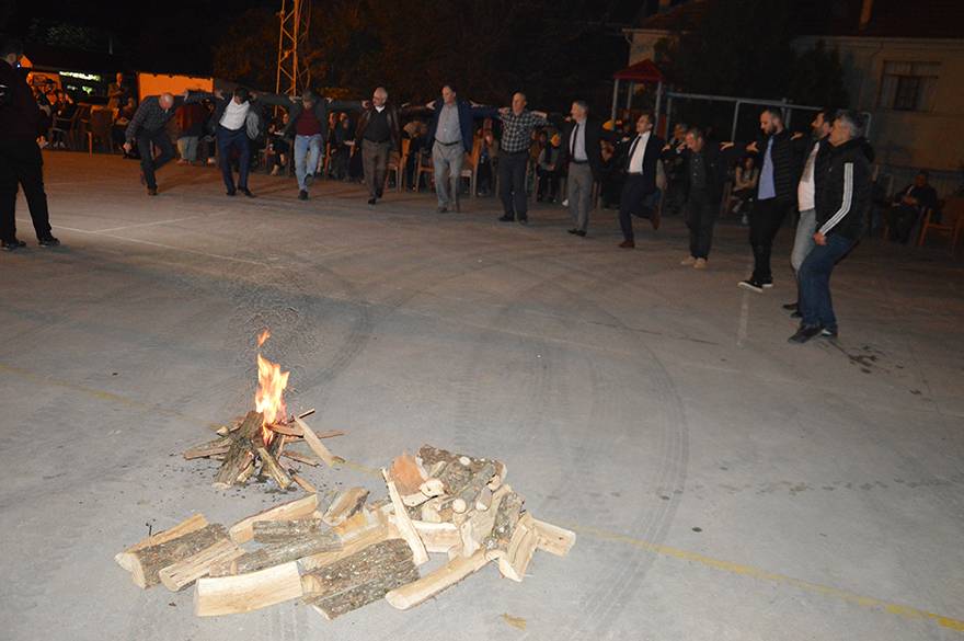 AKTEKKE MAHALLESİNDE CUMHURİYET BAYRAMI COŞKUSU  38
