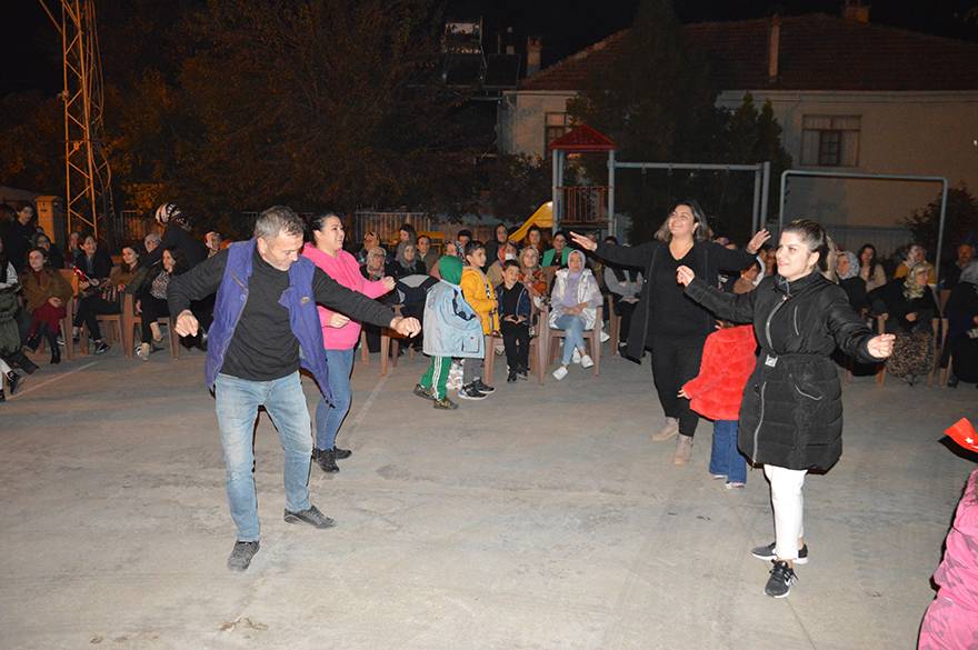 AKTEKKE MAHALLESİNDE CUMHURİYET BAYRAMI COŞKUSU  50