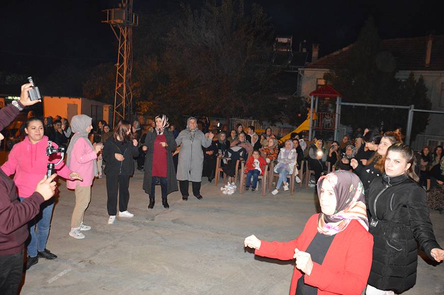 AKTEKKE MAHALLESİNDE CUMHURİYET BAYRAMI COŞKUSU  52