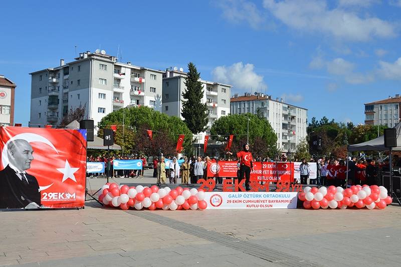 Bafra’da Cumhuriyet Bayramı duygulu ve coşkulu kutlandı 102