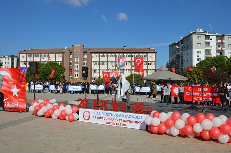 Bafra’da Cumhuriyet Bayramı duygulu ve coşkulu kutlandı 111