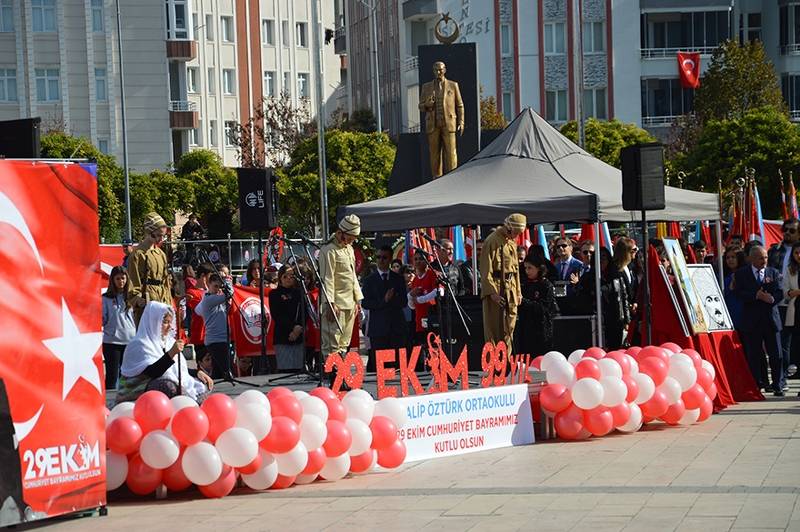 Bafra’da Cumhuriyet Bayramı duygulu ve coşkulu kutlandı 114
