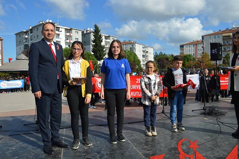 Bafra’da Cumhuriyet Bayramı duygulu ve coşkulu kutlandı 120