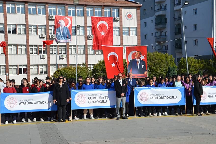 Bafra’da Cumhuriyet Bayramı duygulu ve coşkulu kutlandı 13