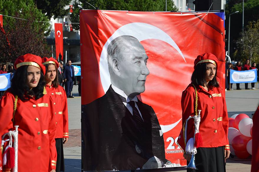 Bafra’da Cumhuriyet Bayramı duygulu ve coşkulu kutlandı 15