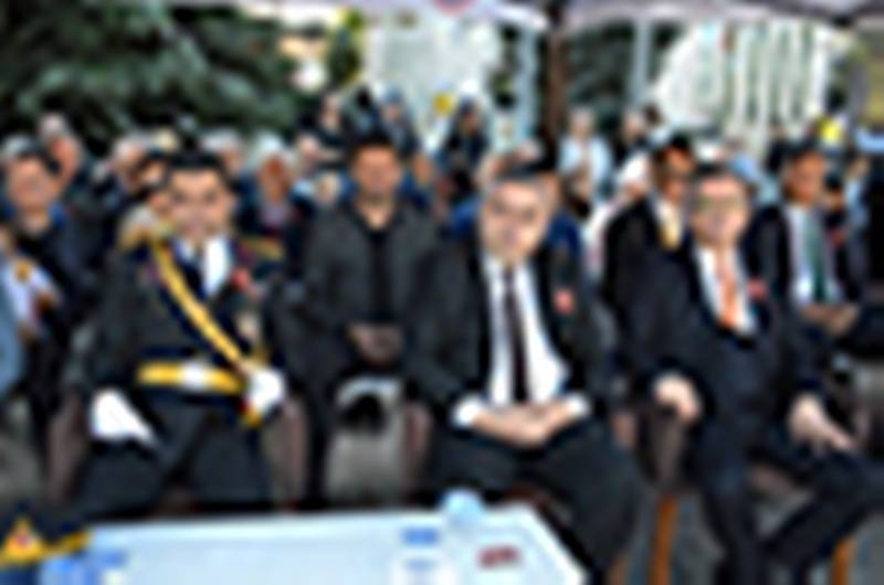 Bafra’da Cumhuriyet Bayramı duygulu ve coşkulu kutlandı 31