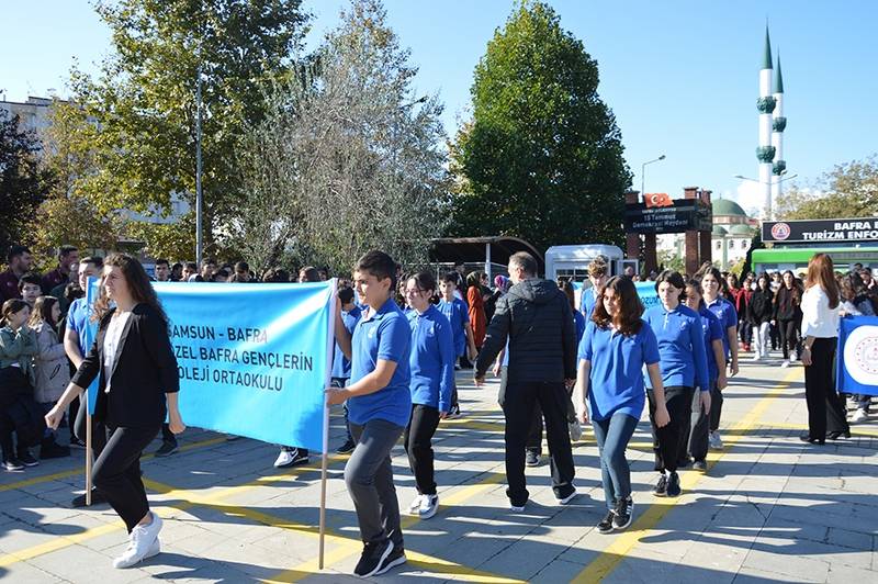 Bafra’da Cumhuriyet Bayramı duygulu ve coşkulu kutlandı 76