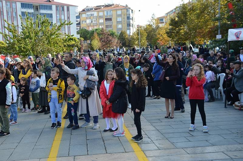 Bafra’da Cumhuriyet Bayramı duygulu ve coşkulu kutlandı 96