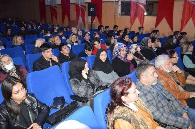 Özel Bafra Çözüm Koleji Öğretmenler Gününü Konserle Taçlandırdı 15