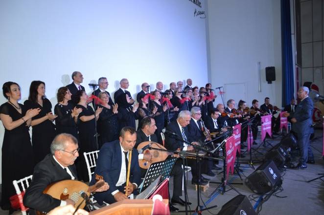 Özel Bafra Çözüm Koleji Öğretmenler Gününü Konserle Taçlandırdı 34