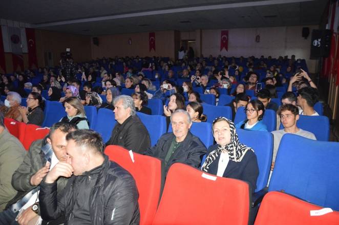 Özel Bafra Çözüm Koleji Öğretmenler Gününü Konserle Taçlandırdı 35