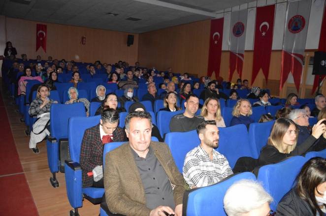 Özel Bafra Çözüm Koleji Öğretmenler Gününü Konserle Taçlandırdı 37