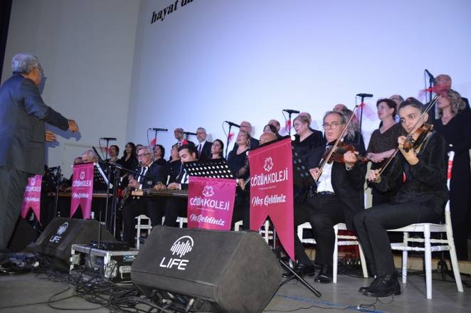 Özel Bafra Çözüm Koleji Öğretmenler Gününü Konserle Taçlandırdı 40