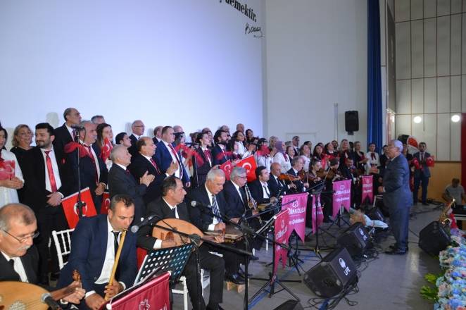 Özel Bafra Çözüm Koleji Öğretmenler Gününü Konserle Taçlandırdı 58