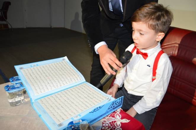 Bafra’da   Mekke'nin fethinin 1392. yılı Kur’an ziyafetiyle kutland 22