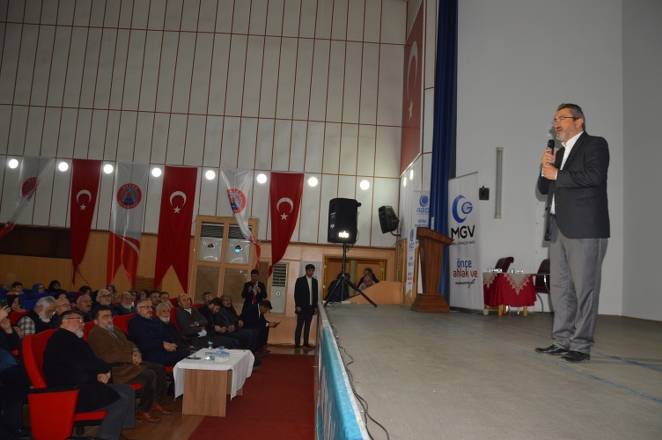 Bafra’da   Mekke'nin fethinin 1392. yılı Kur’an ziyafetiyle kutland 40