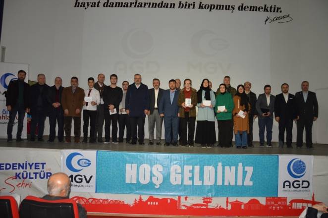 Bafra’da   Mekke'nin fethinin 1392. yılı Kur’an ziyafetiyle kutland 54