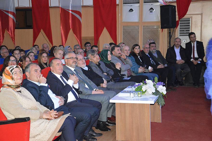 Bafra HEM Türk Müziği Korosundan Muhteşem Konser Foto Galeri 82