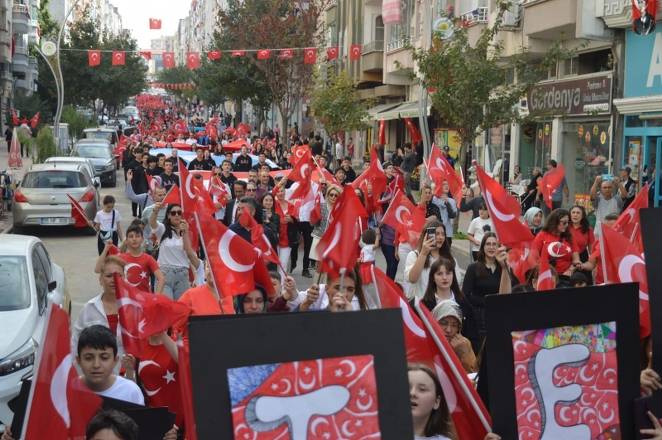 Bafra caddelerinde Cumhuriyet Çoşkusu 17