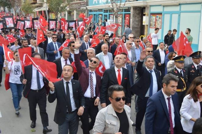 Bafra caddelerinde Cumhuriyet Çoşkusu 19